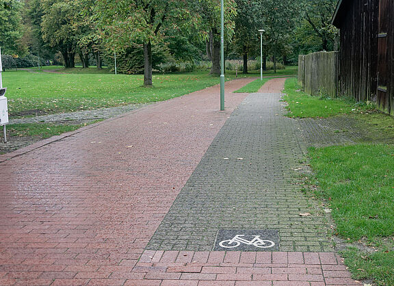 Die Wege im Böhmepark sind in die Jahre gekommen. 